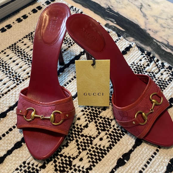 😍 RARE AUTH GUCCI Y2K Raspberry Mirabelle GG heels - Picture 1 of 14